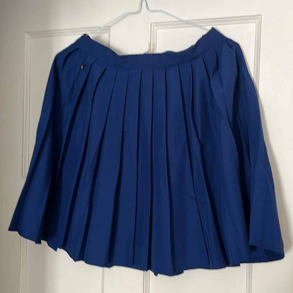 Addidas blue pleated skirt size 6 nwt
